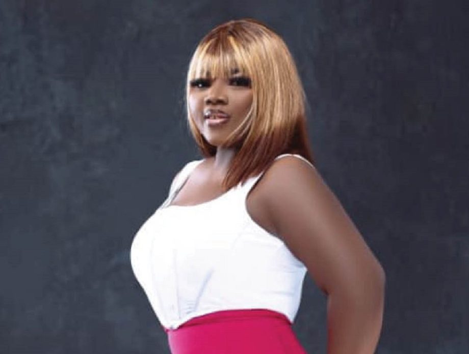 Mayowa Otakoya’s Mission: Ending Skin Bleaching with Natural Glow